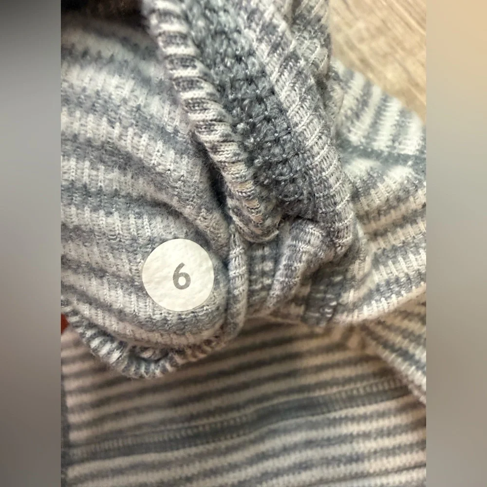 Lululemon Run Turn Around Long Sleeve Heathered Blur Gray Size 6
